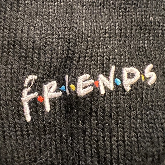 F.R.I.E.N.D.S Themed Fuzzy Slippers - Picture 3 of 3